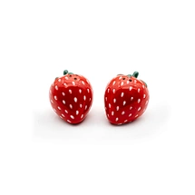 Strawberry Salt and Pepper Shakers, Fruit Strawberry Seasoning Dispensers, Strawberry Shaped Salt and Pepper Set